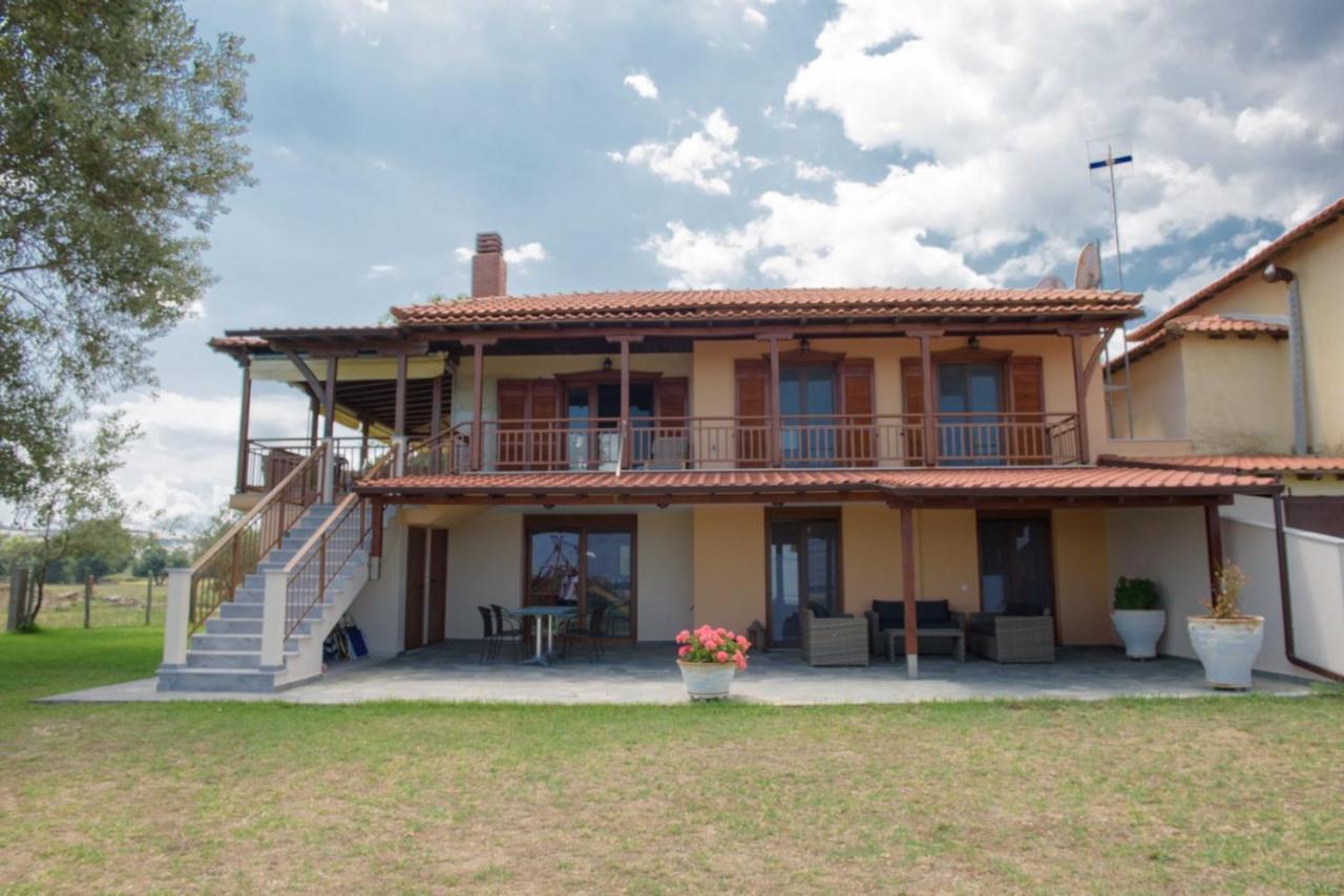 Villa Ilyos Ierissos Eksteriør billede