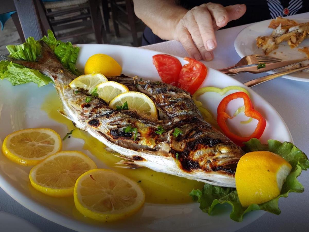 Villa Ilyos Ierissos Eksteriør billede